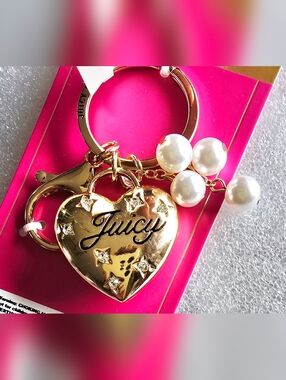 NEW! Juicy Couture Gold Heart Keychain with Pearl Charms